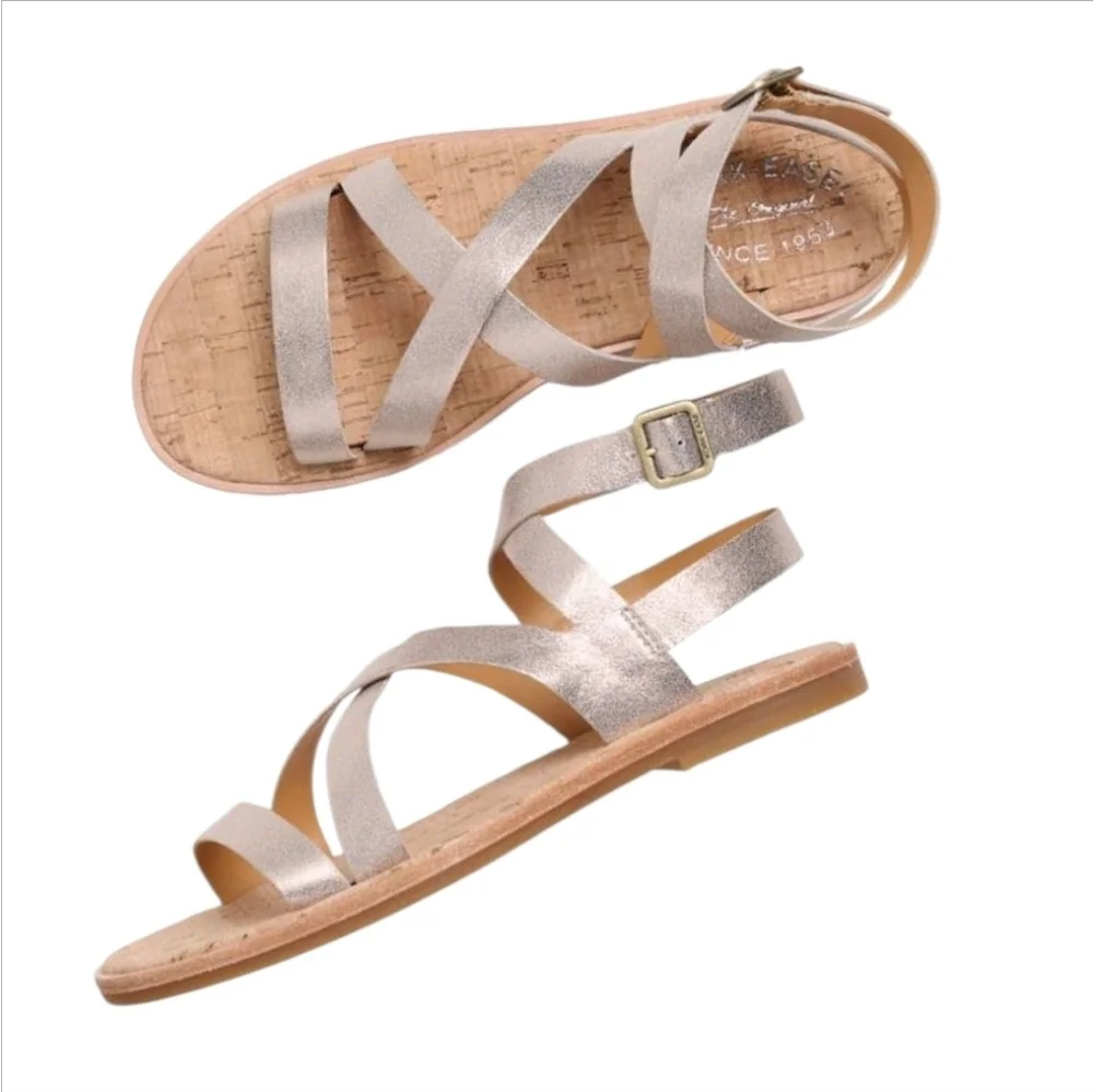 NWT Kork-Ease Bryleigh Metallic Gold Leather Flat Sandal Women’s 8